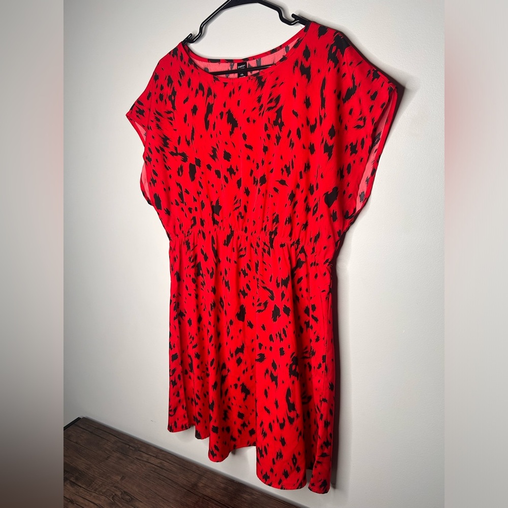 Emery Rose women’s top 1X Red Ruffle Button Cotton